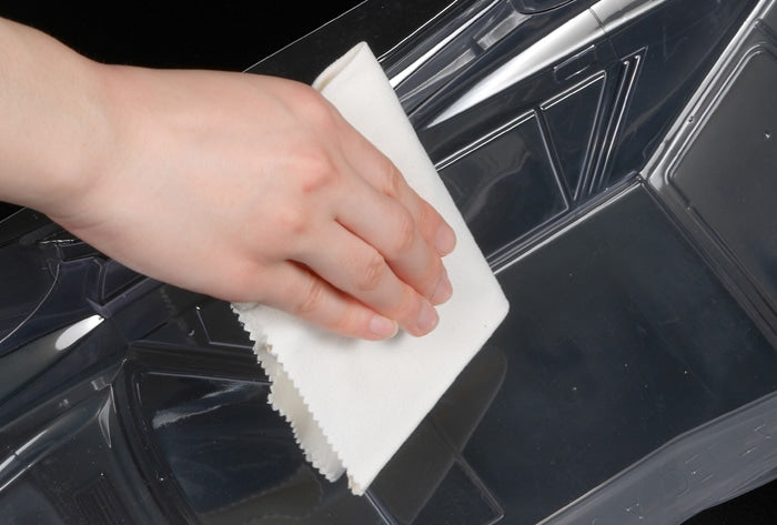 Polycarbonate Body Cleaner 透明車殼專用前置作業清潔及塗料除漆劑 (40 ml)