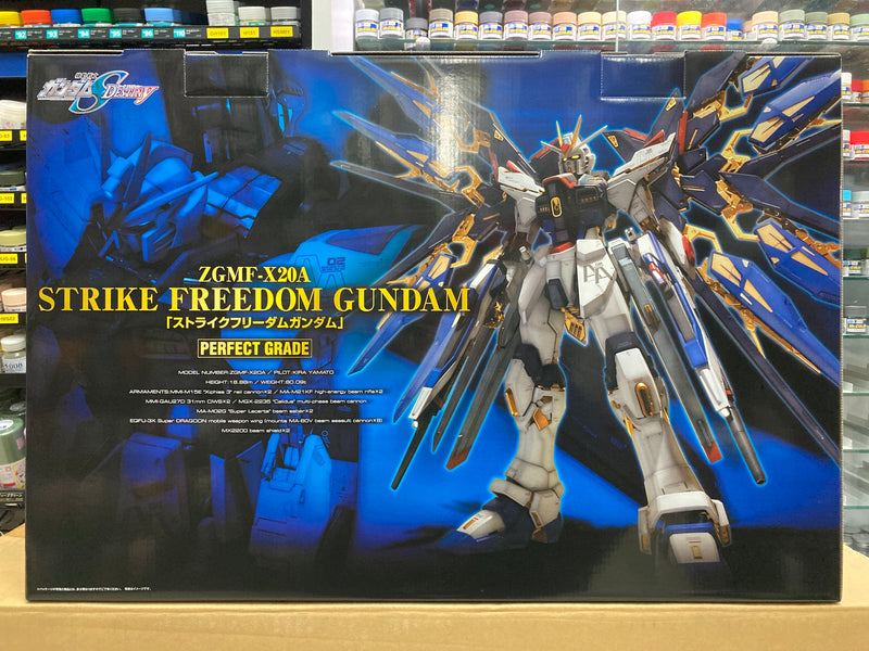 PG 1/60 ZGMF-X20A Strike Freedom Gundam Z.A.F.T. Mobile Suit