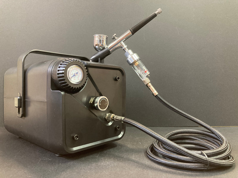 Compact Compressor with Dual Action Airbrush HS-679K