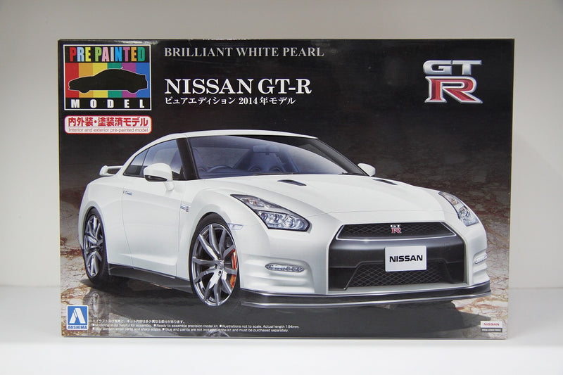 Pre Painted Model Series No. 38 Nissan GT-R R35 Pure Edition [Brilliant White Pearl] DBA-R35 Year 2014 Version