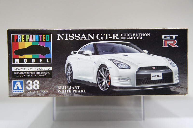 Pre Painted Model Series No. 38 Nissan GT-R R35 Pure Edition [Brilliant White Pearl] DBA-R35 Year 2014 Version