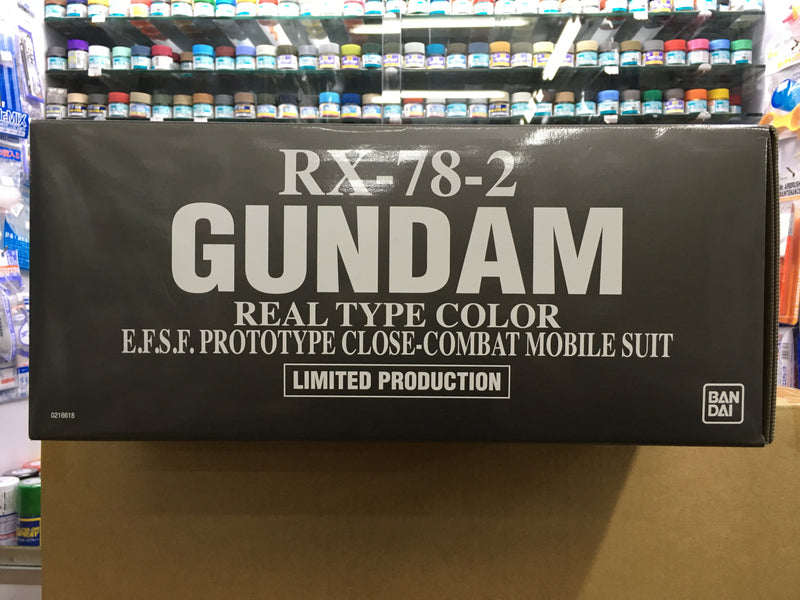 PG 1/60 RX-78-2 Gundam E.F.S.F. Prototype Close-Combat Mobile Suit [Real Type Color Version]