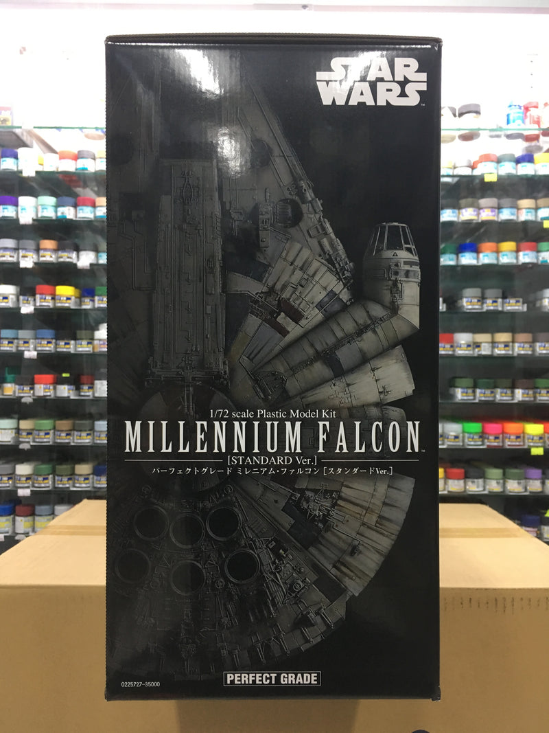 PG 1/72 Star Wars Millennium Falcon [Standard Version]