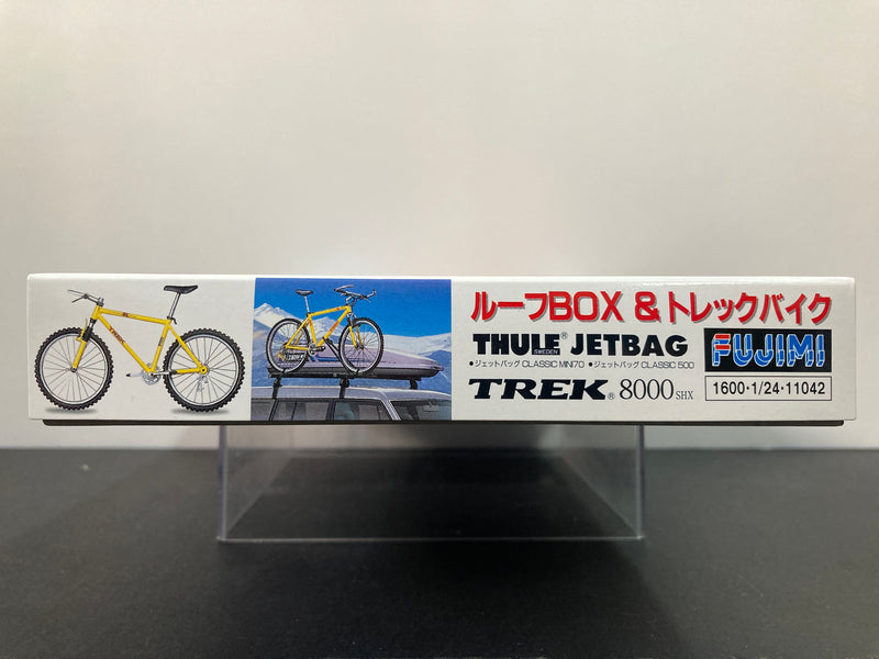 Garage & Tools Series No. 7 Roof Box & Trek Bicycle