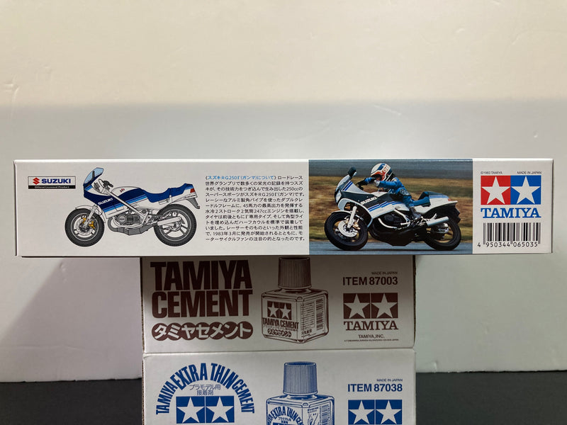 No. 024 Suzuki RG250 Γ Gamma