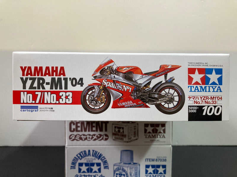 No. 100 Yamaha YZR-M1 ~ Year 2004 (No.7 / No.33 Version)