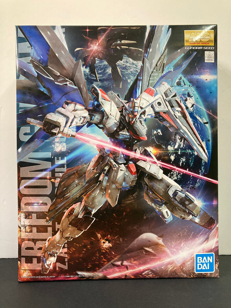 MG 1/100 Freedom Gundam Version 2.0 Z.A.F.T. Mobile Suit ZGMF-X10A