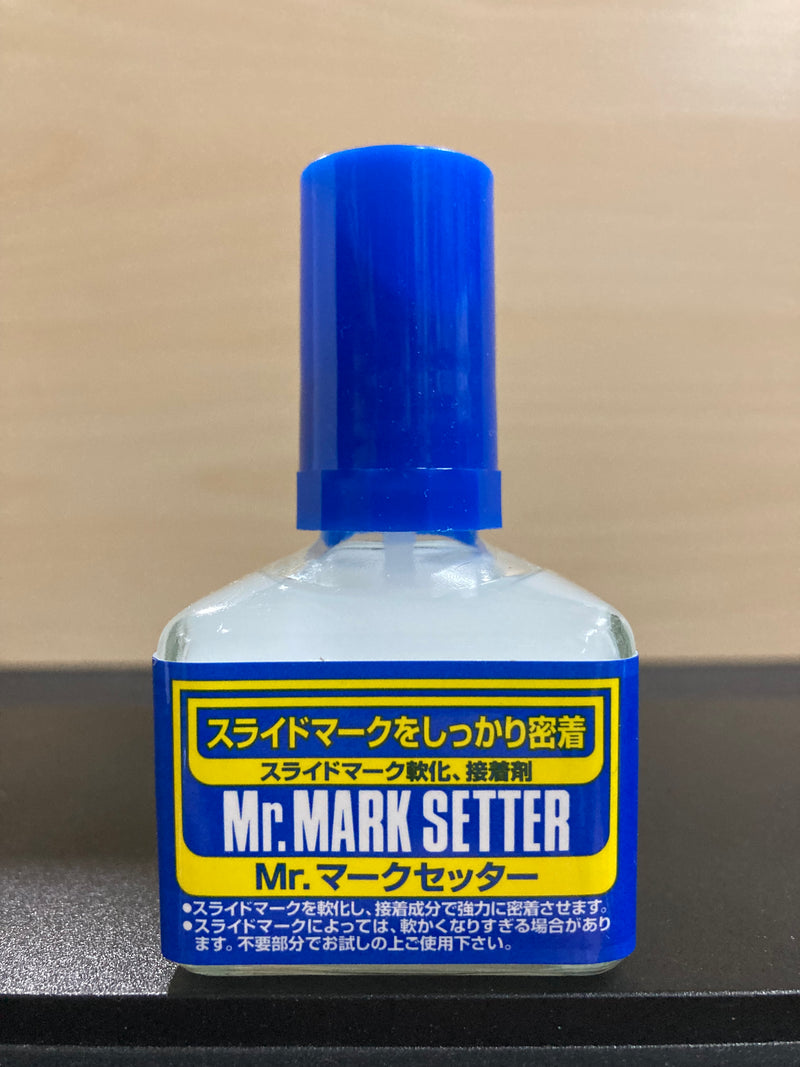 Mr hobby water decal gundam tool Mr mark Softer and Mr mark Setter, Hobbies  & Toys, Toys & Games on Carousell