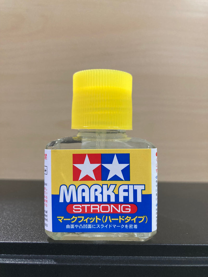 Mark Fit 水貼軟化劑/膠水固定黏劑 (40 ml)