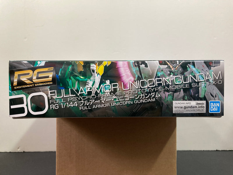 RG 1/144 No. 30 Full Armor Unicorn Gundam Full Psycho-Frame Prototype Mobile Suit RX-0
